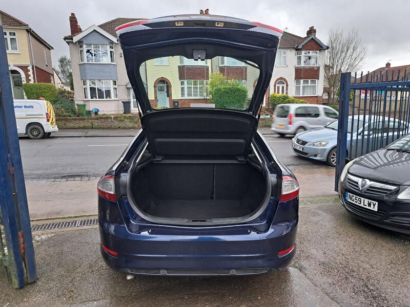 FORD MONDEO