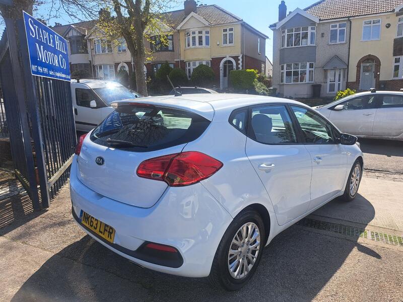 View KIA CEED 1.4 1