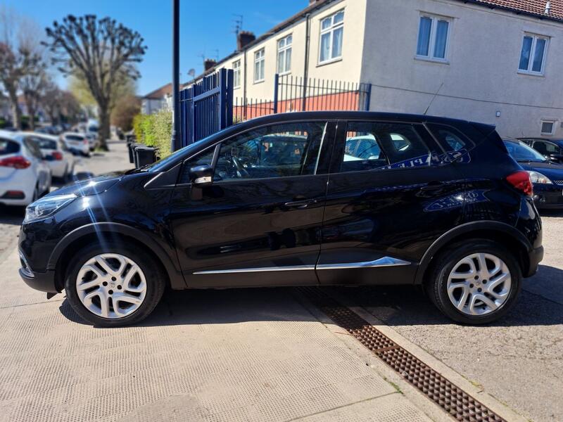 View RENAULT CAPTUR 1.5 Dynamique Nav dCi 90