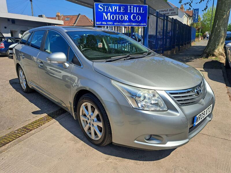 View TOYOTA AVENSIS 2.0 D-4D TR