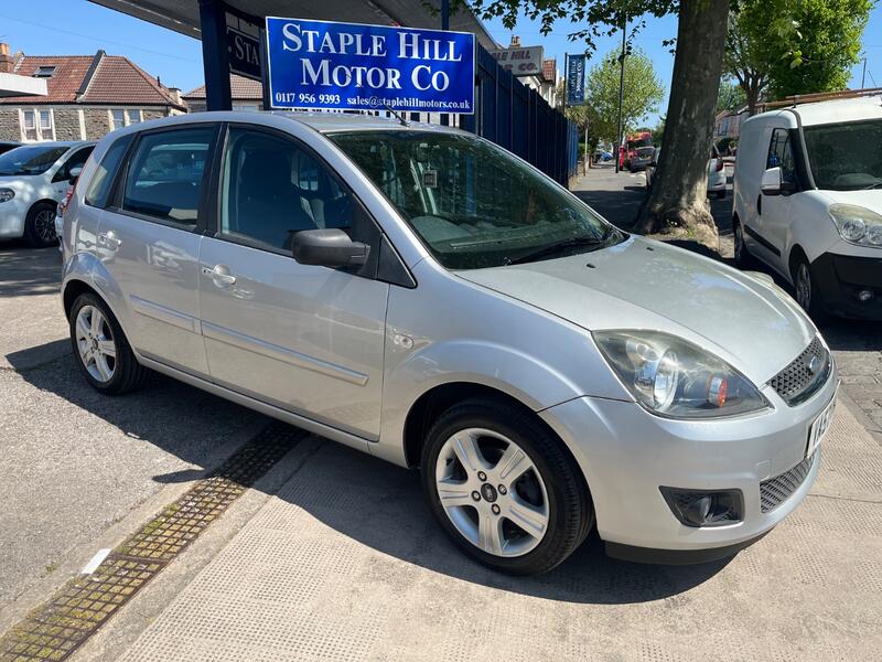 View FORD FIESTA 1.3 Zetec Climate