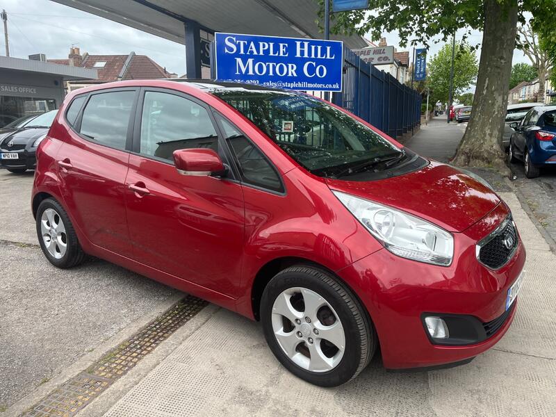 View KIA VENGA 1.6 3