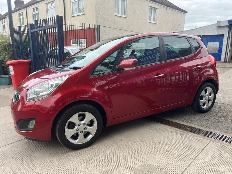 View KIA VENGA 1.6 3