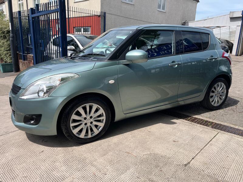 View SUZUKI SWIFT 1.2 SZ4