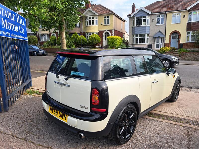 View MINI CLUBMAN 1.6 Cooper Clubman