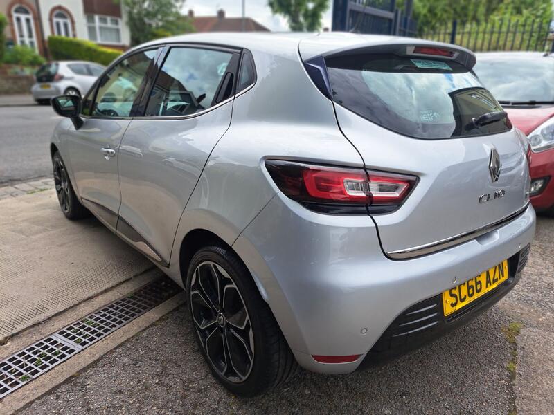 RENAULT CLIO