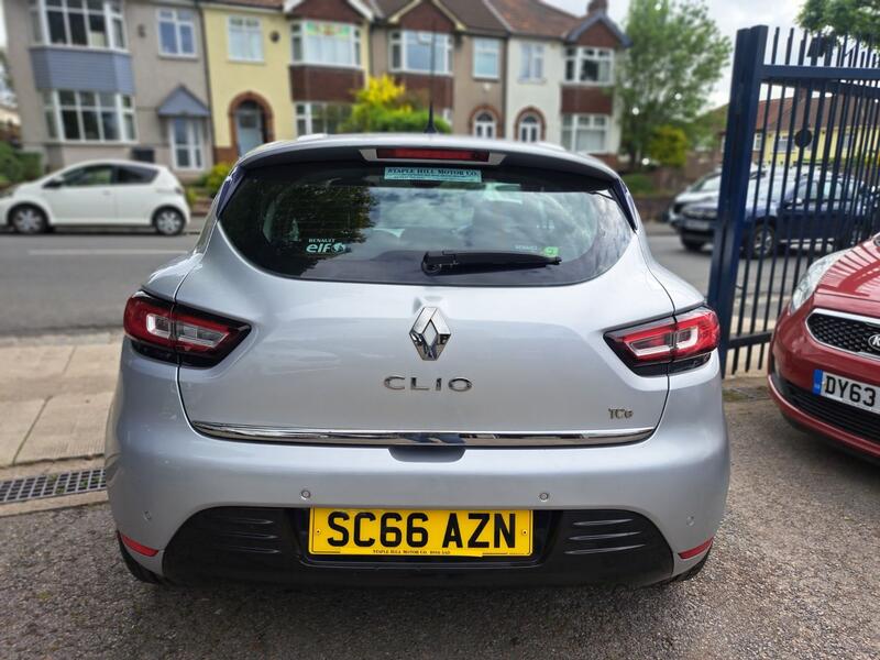 RENAULT CLIO