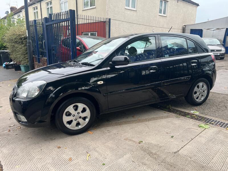 View KIA RIO 1.4 2 IPD