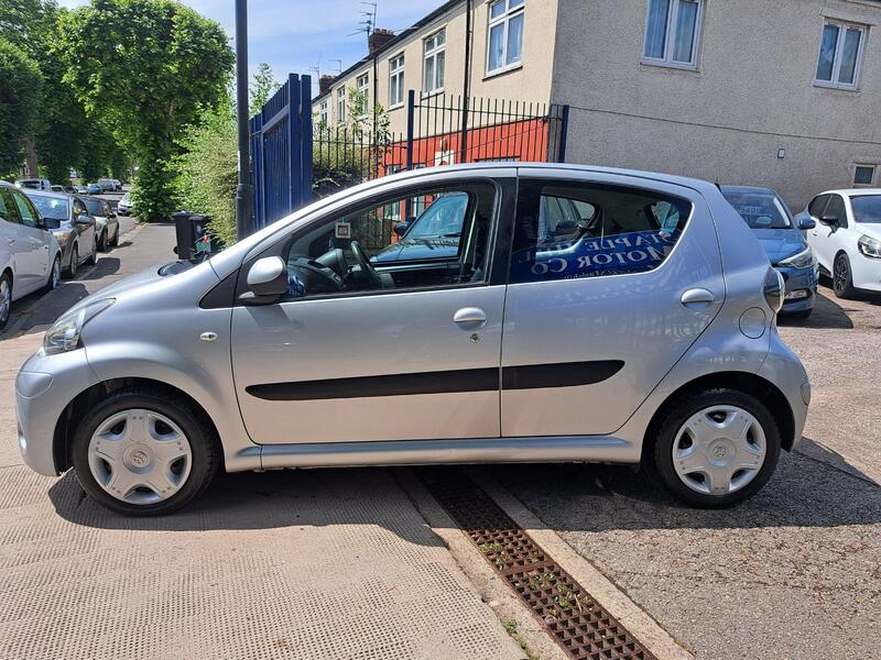 View TOYOTA AYGO 1.0 VVT-i Ice