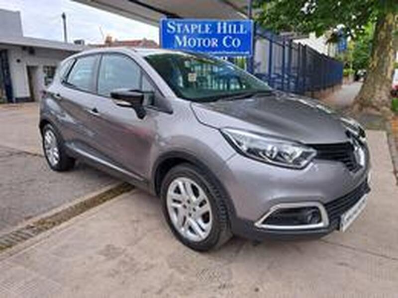 View RENAULT CAPTUR 0.9 Dynamique MediaNav TCe 90 Stop & Start