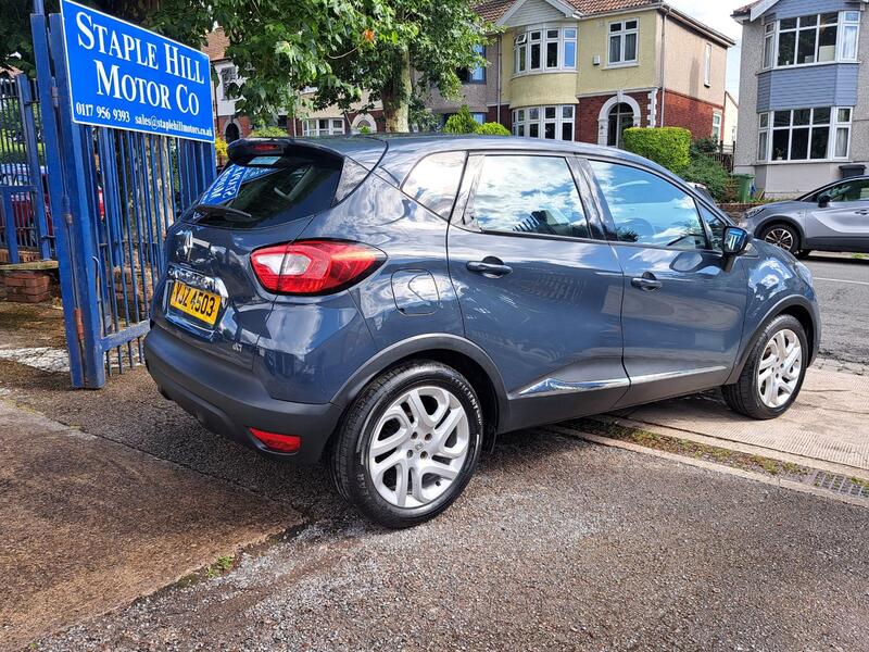 View RENAULT CAPTUR 1.5 dCi ENERGY Dynamique MediaNav