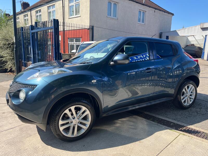 View NISSAN JUKE 1.6 Acenta Premium