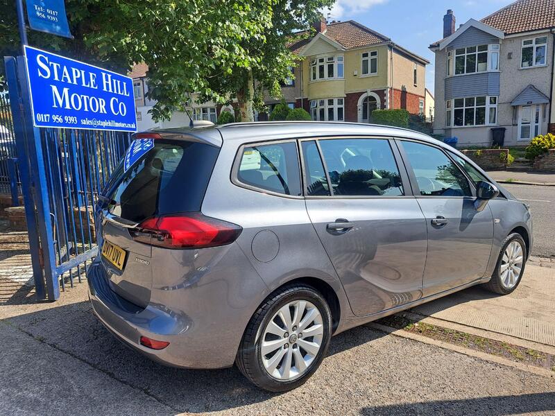 View VAUXHALL ZAFIRA TOURER 1.4 i Turbo Design