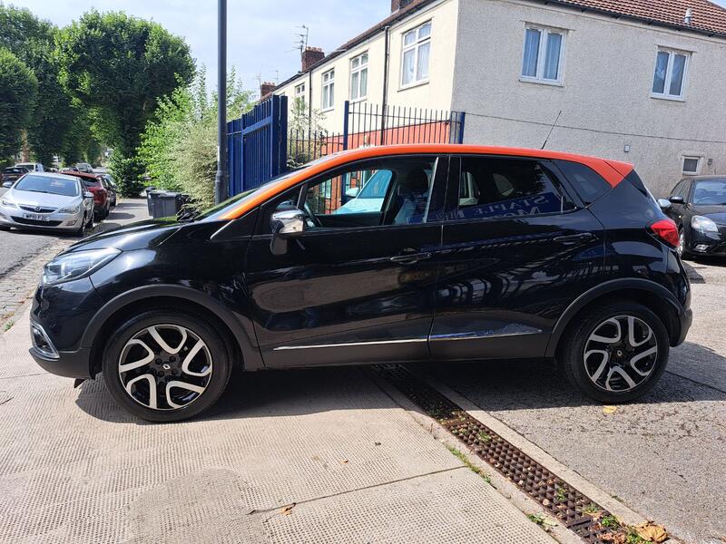 View RENAULT CAPTUR 0.9 Dynamique S MediaNav TCe 90 Stop & Start