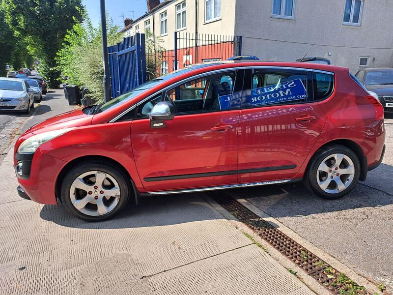 View PEUGEOT 3008 1.6 THP Exclusive