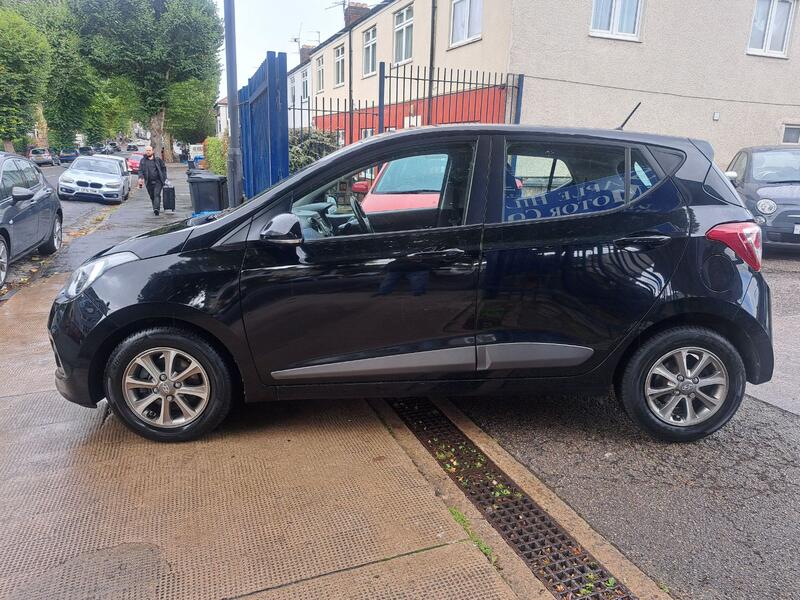 View HYUNDAI I10 1.2 Premium