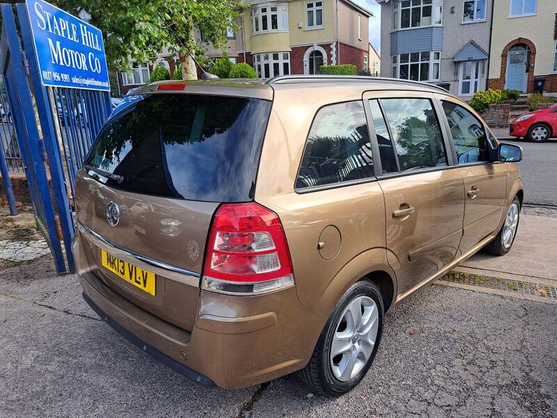 View VAUXHALL ZAFIRA 1.6 16V Exclusiv
