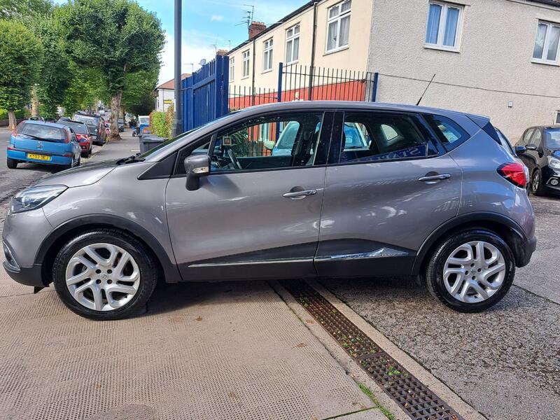 View RENAULT CAPTUR 1.5 dCi ENERGY Dynamique MediaNav