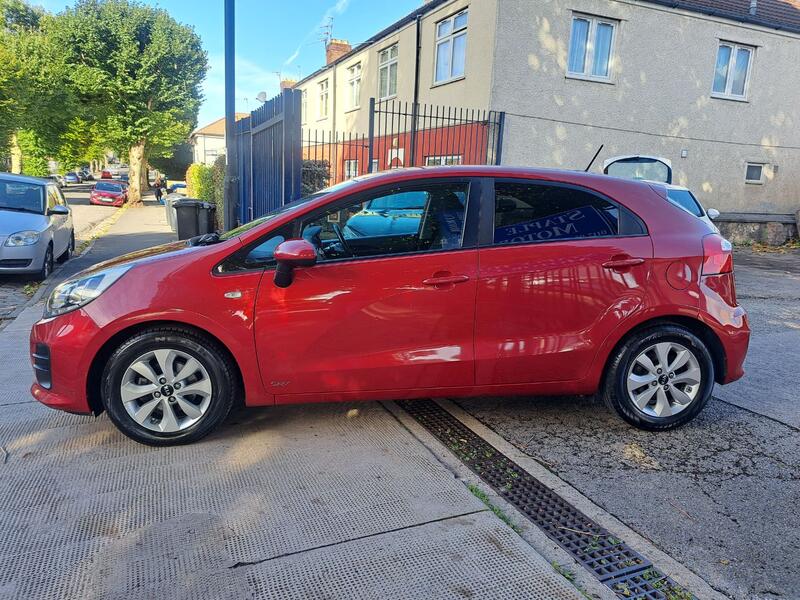 View KIA RIO 1.3 SR7