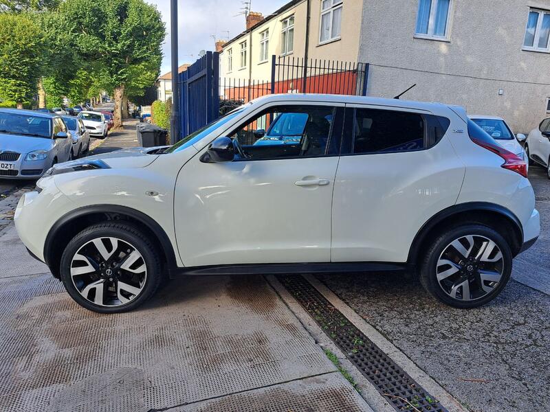 View NISSAN JUKE 1.6 n-tec